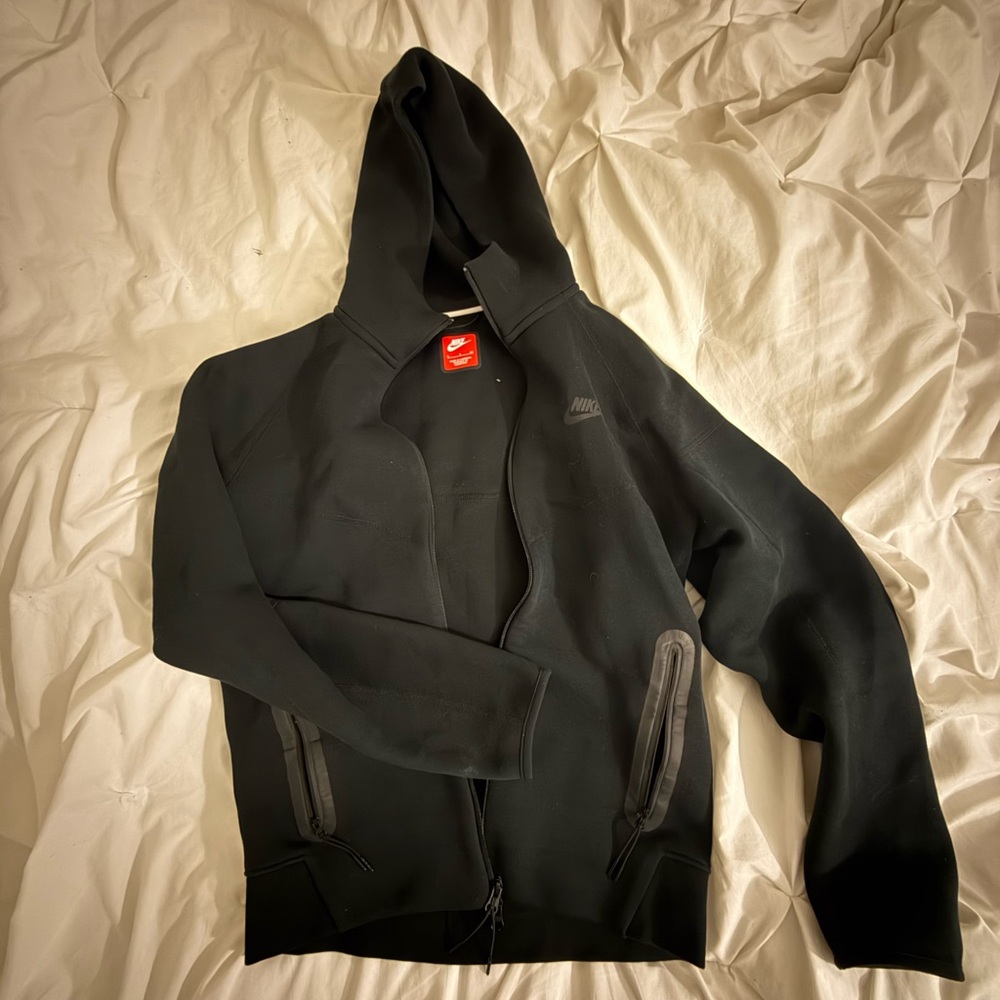 Nike Tech Men's Black Hoodie